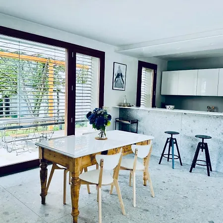 Amarena, Centralissima Giardino E Parcheggio